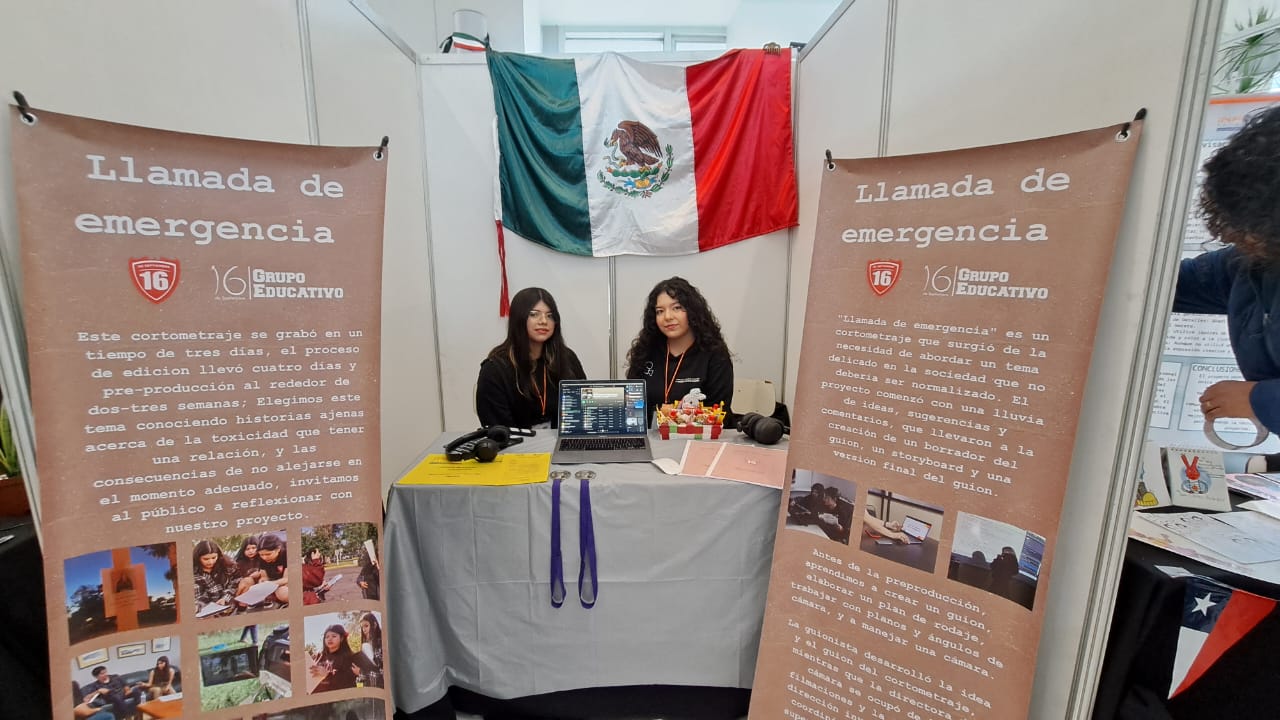 Ganan estudiantes de preparatoria medalla de bronce en concurso de cortometrajes en Chile