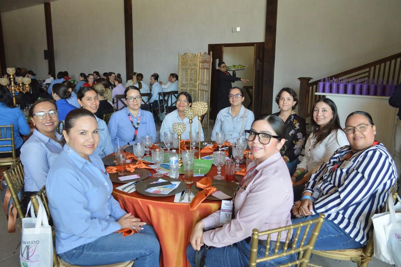 Participamos en el 8.º Recorrido de Mujeres Industriales de CANACINTRA