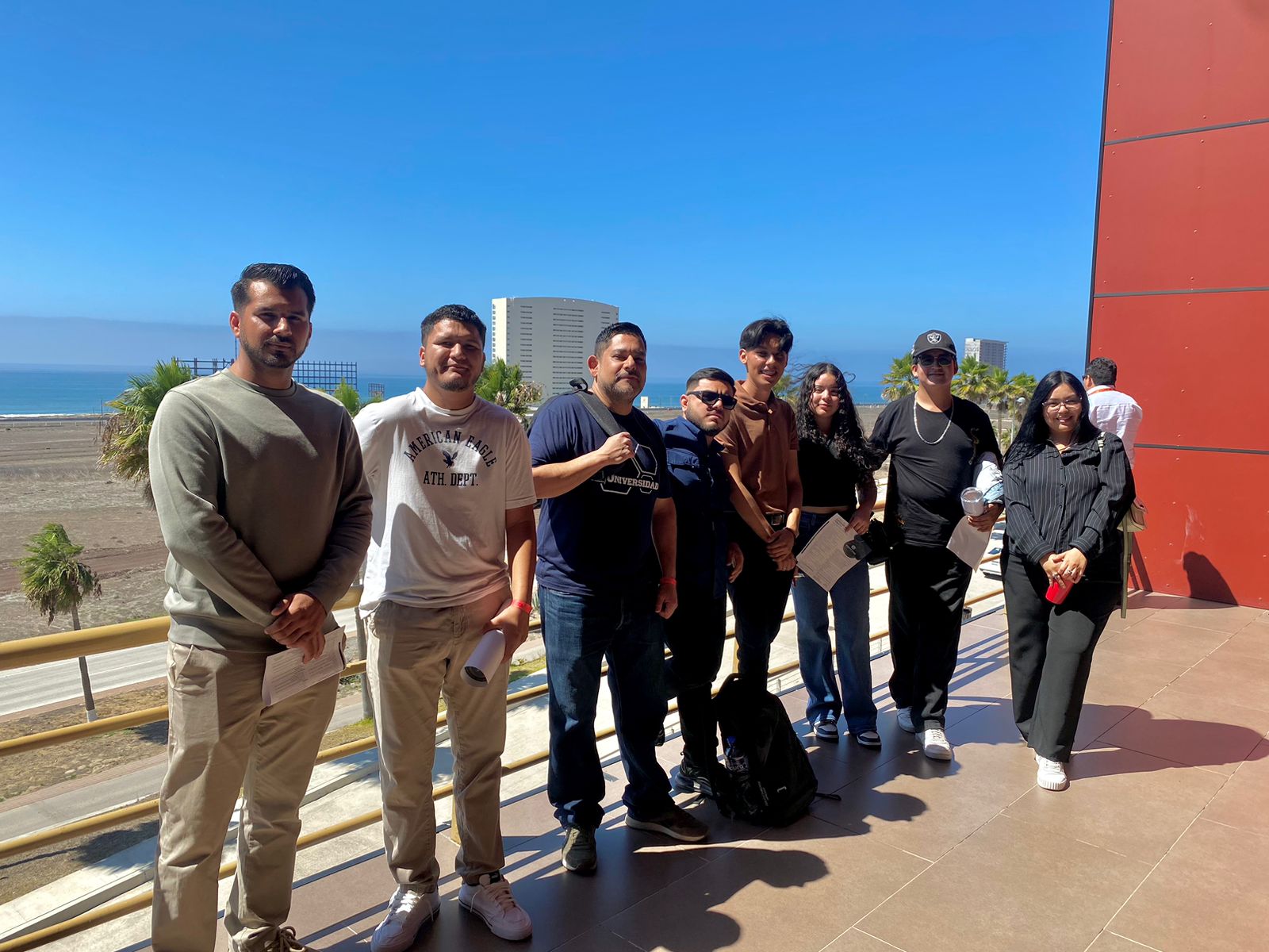 Asisten estudiantes de Ingeniería industrial a ENER-BAJA 2025