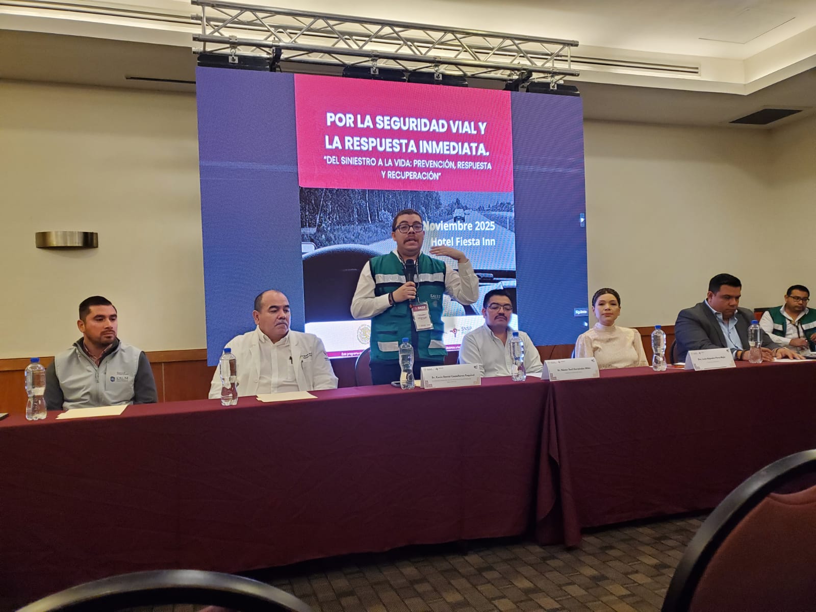 Asistencia  al Foro "Por la Seguridad Vial y Respuesta Inmediata"