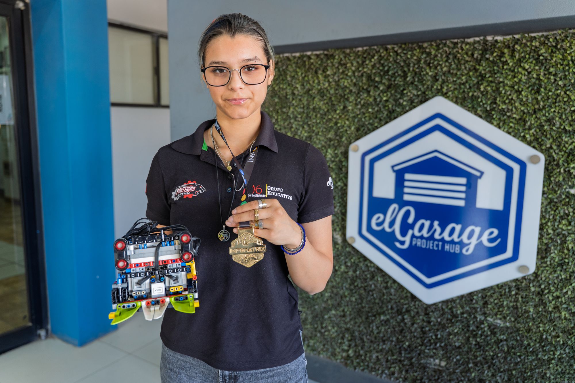 Estudiante de Preparatoria 16 de Septiembre 
conquista Oro en Mundial de Robótica en Rumania