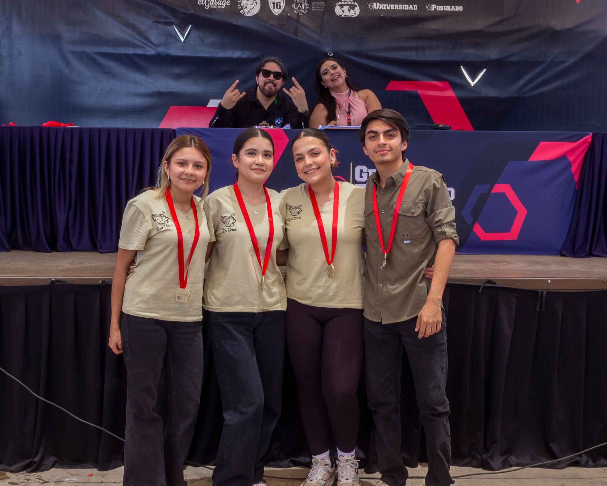TALENTO ESTUDIANTIL Y CREATIVIDAD EN LA EXPO EMPRENDEDORES