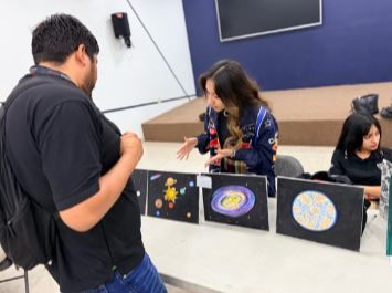 Estudiantes de Preparatoria 16 de Septiembre presentan la exposición “Fractales en la naturaleza”