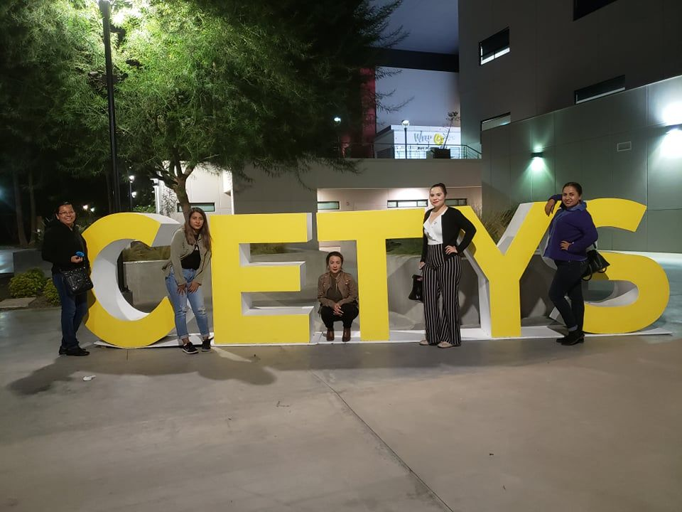 Asisten alumnas de la Licenciatura en  Educación a conferencia sobre "Entornos Accesibles y Espacios Inclusivos"