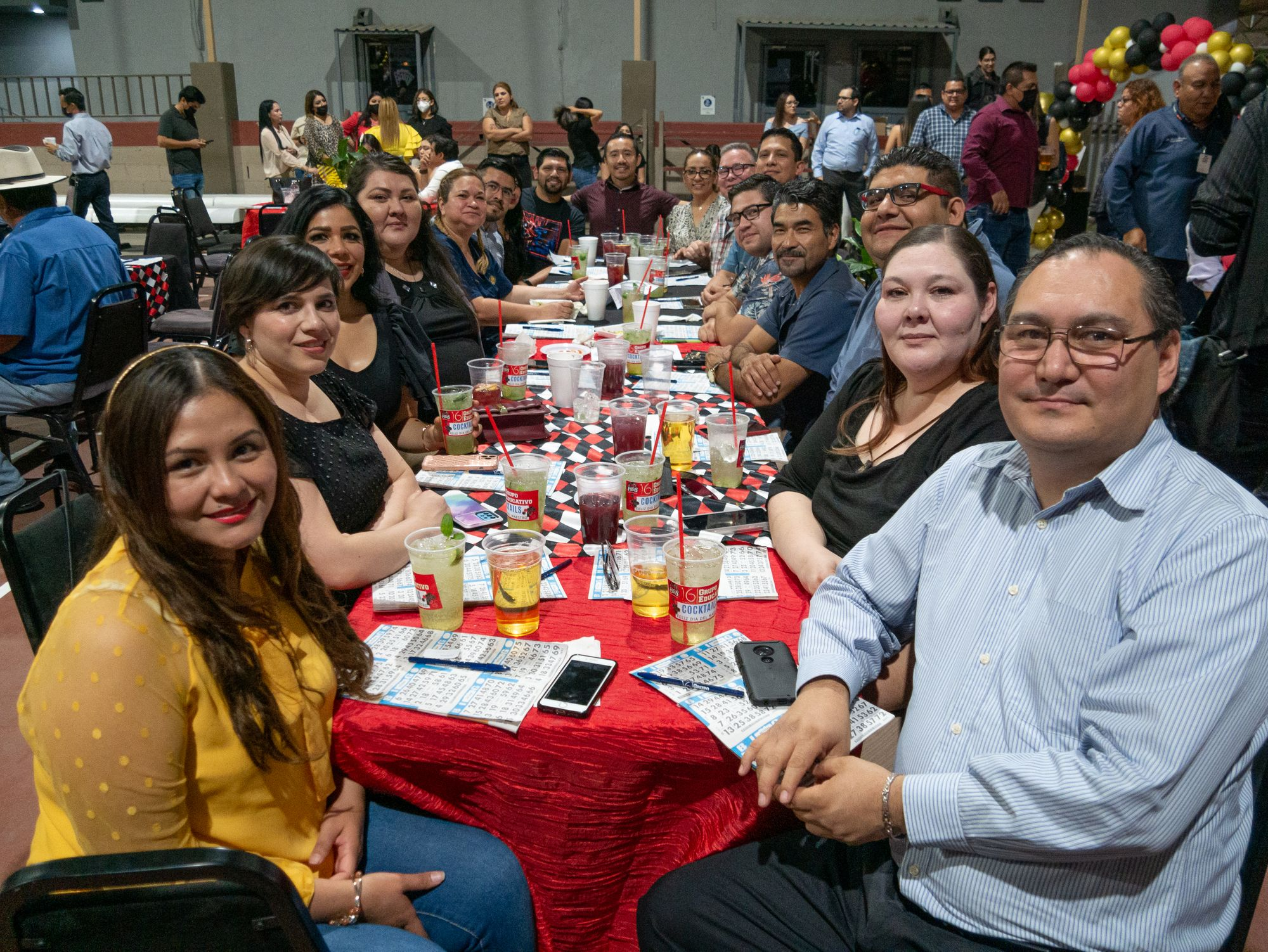 Grupo Educativo 16 de Septiembre honra a sus docentes en el día del maestro