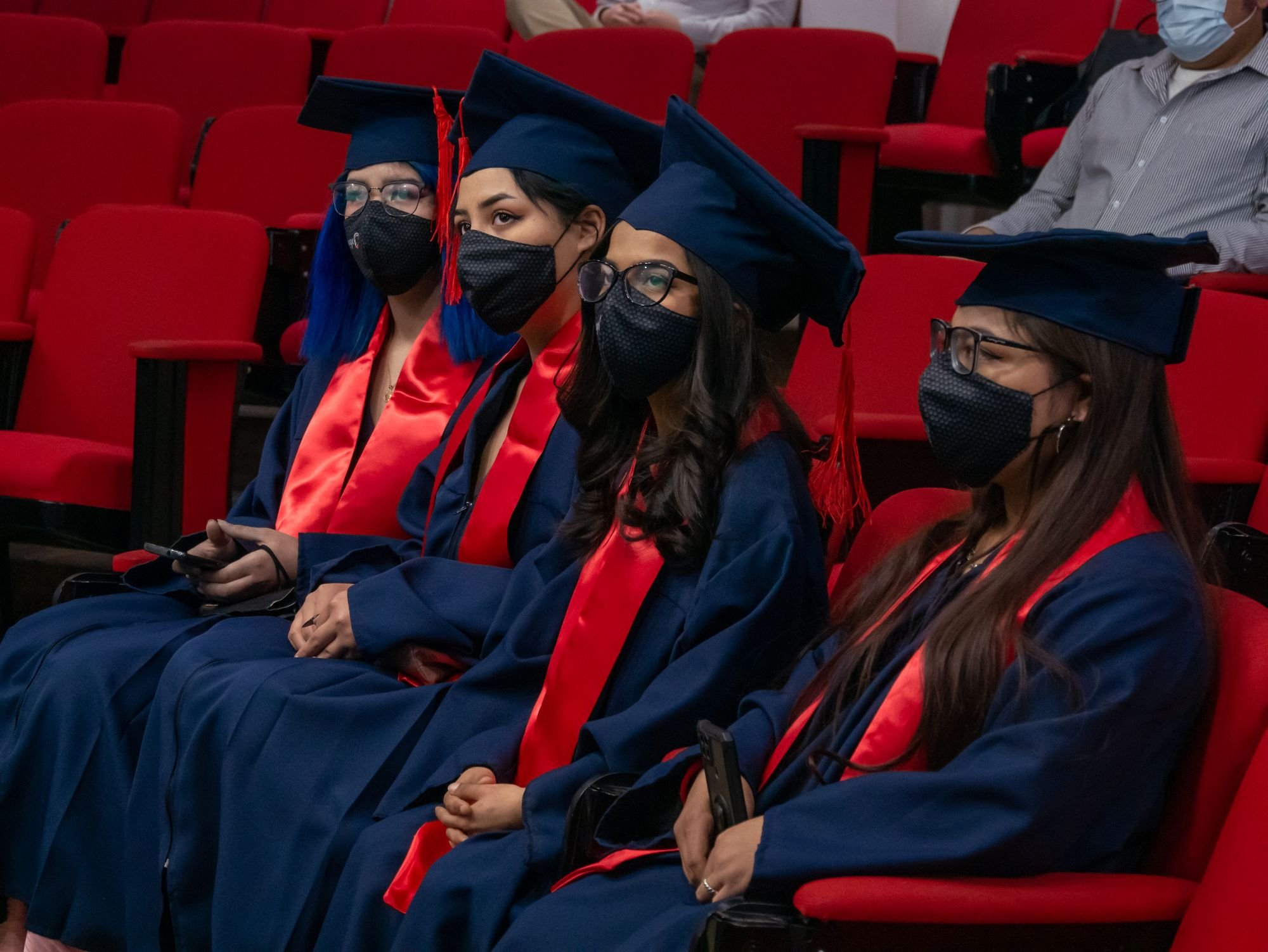 Concluye estudios de bachillerato primer generación de la escuela hogar “El buen Pastor”