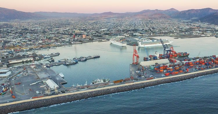 ALUMNOS DE CEU16 VISITARON LA A.P.I. DE ENSENADA