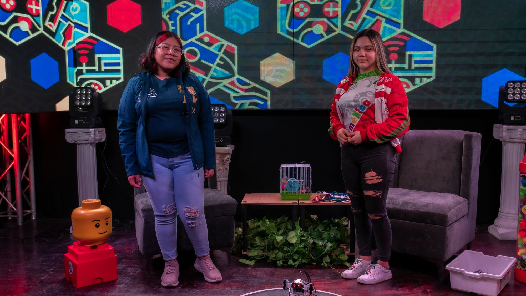 Impulsan 16 de Septiembre, UNESCO y OCDE la participación de las niñas en ciencia y tecnología.