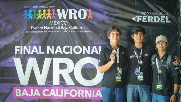 Innovación y pasión: Panthers Robotics en acción