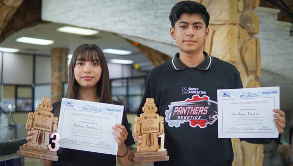 Panthers Robotics triunfa en el torneo RoboWar 2025