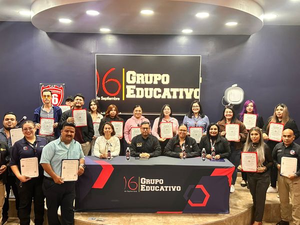 Ceremonia de Logro de Talleres Especializados: un paso más hacia la excelencia profesional