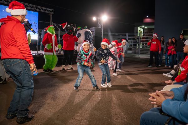 Panteras x + Sonrisas 2025: compartir también es una forma de amar