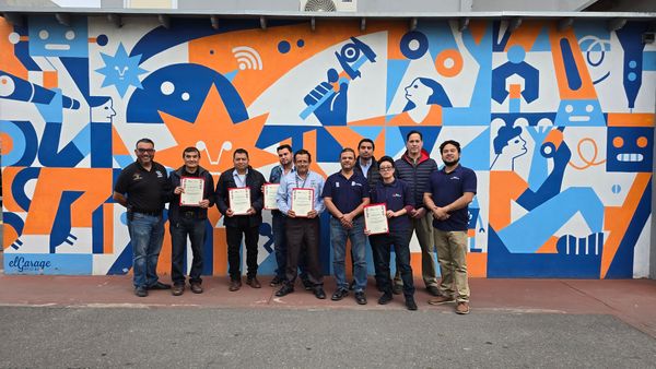 Grupo Educativo impulsa capacitación en electromovilidad para docentes de bachillerato y universidad