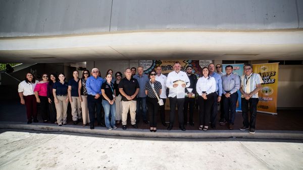 Inauguración del mural “Ponte Trucha” en la Facultad de Ingeniería de la UABC