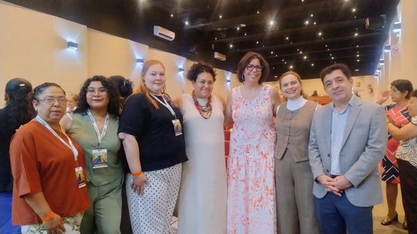 Docentes de Universidad 16 de Septiembre fortalecen la formación en Enfermería durante congreso nacional e internacional en Yucatán