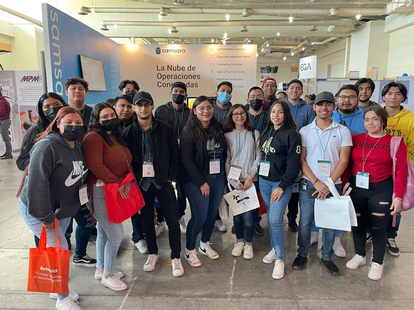 Participa Mtra. Melissa Inzunza en conferencia en Expo Mexicali Supply