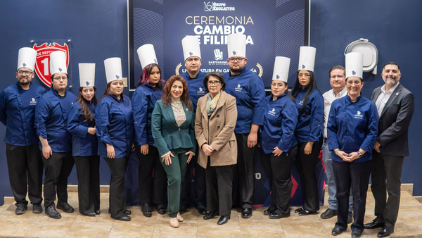 Egresa primera generación de la Licenciatura en Gastronomía de Universidad 16 de Septiembre