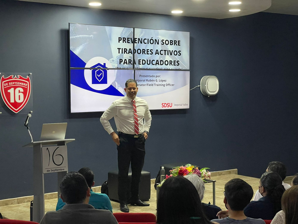 Imparte SDSU taller a docentes y directivos sobre mecanismos de seguridad en las aulas