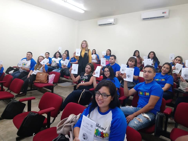 Primer conferencia: Programa ¨Sensibilízate con el Autismo¨