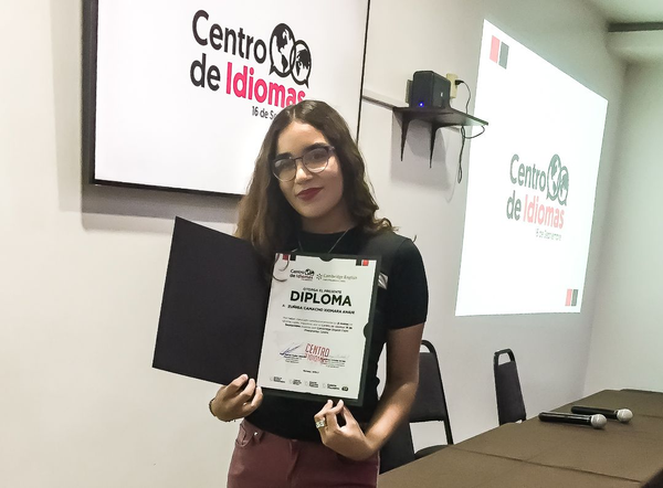 Seleccionan a estudiante de Ingeniería para programa de verano internacional online
