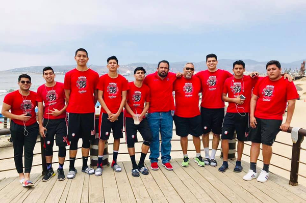 NUESTRO EQUIPO DE BALONCESTO CALIFICA AL REGIONAL DE 2DA FUERZA