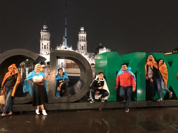 Asisten a congreso en CDMX estudiantes de derecho.